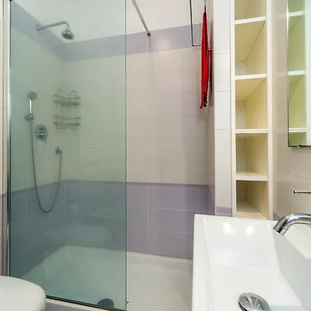Riva Al Mare Flat Apartment
